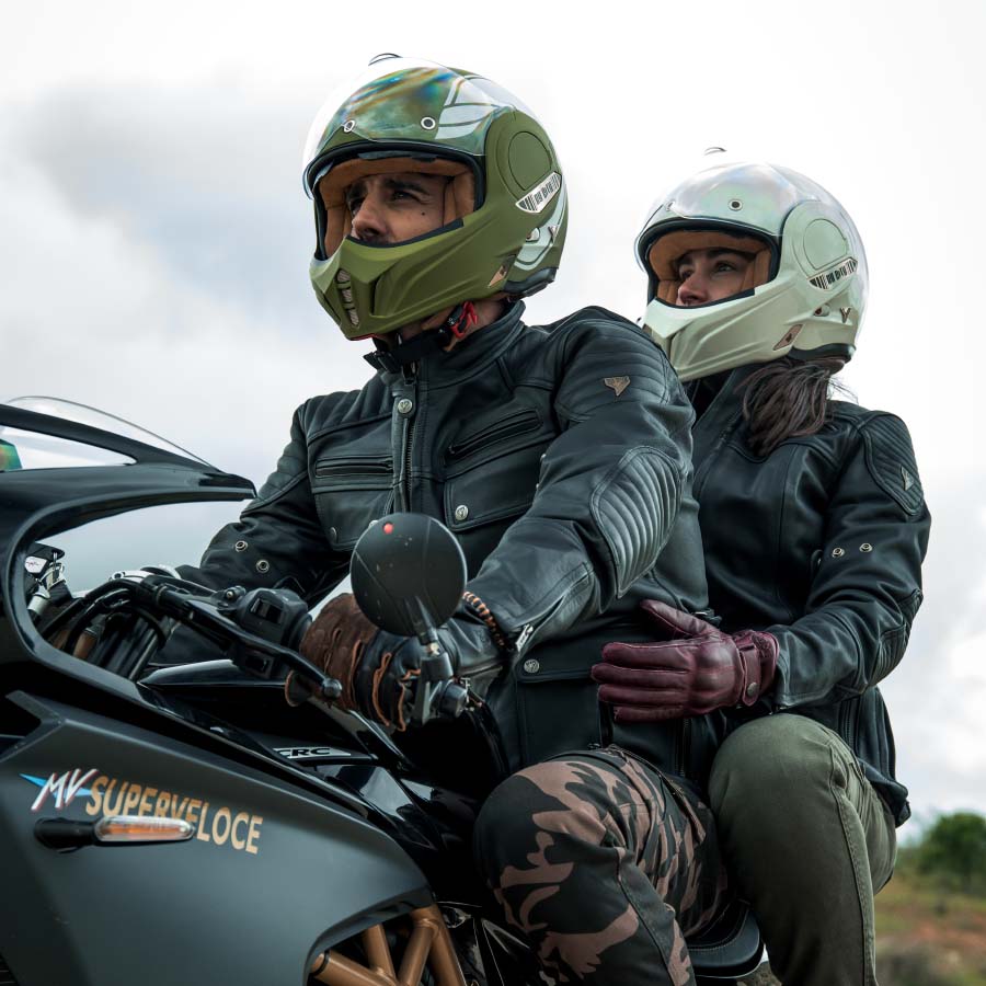 CASCO 180 TECH GREEN "PROXIMANENTE"