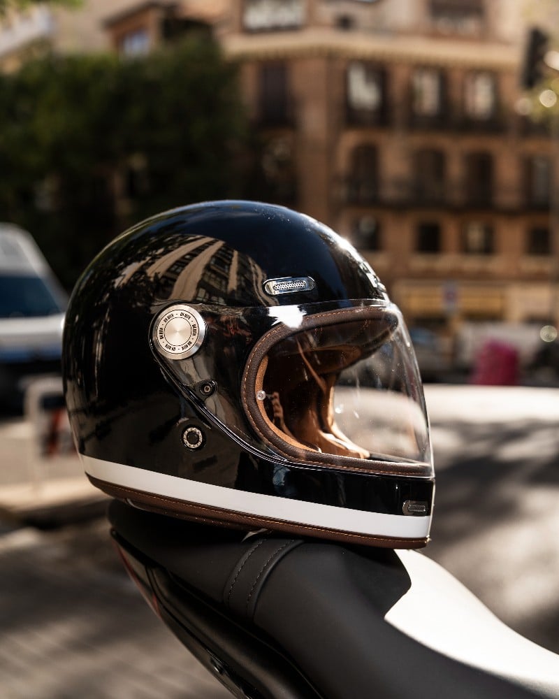 Casco Roadster III Black Race